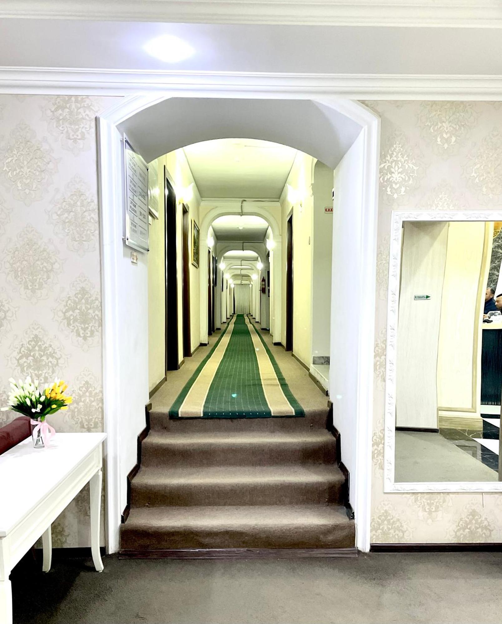 Asson Hotel Termez Eksteriør bilde