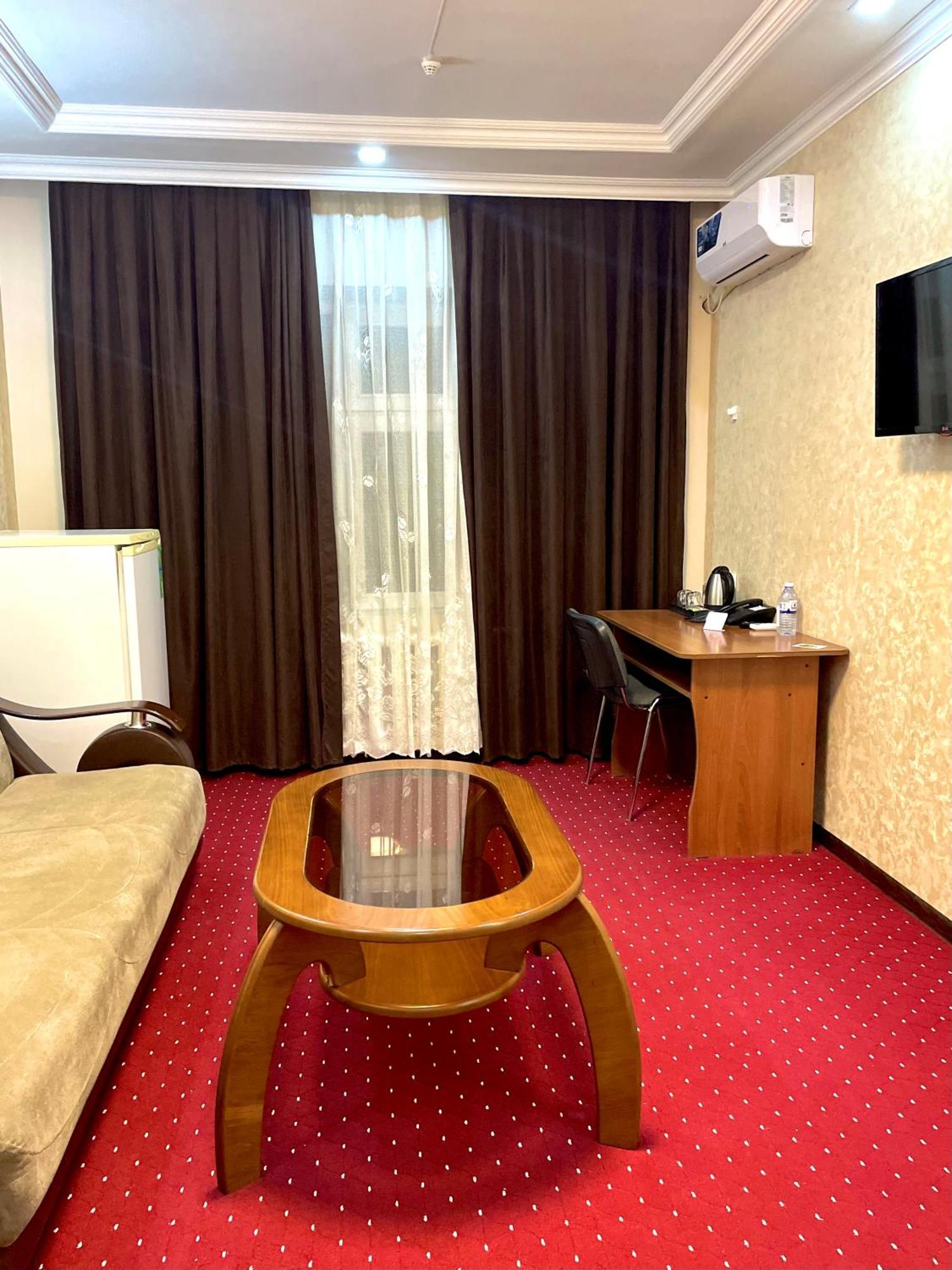 Asson Hotel Termez Eksteriør bilde