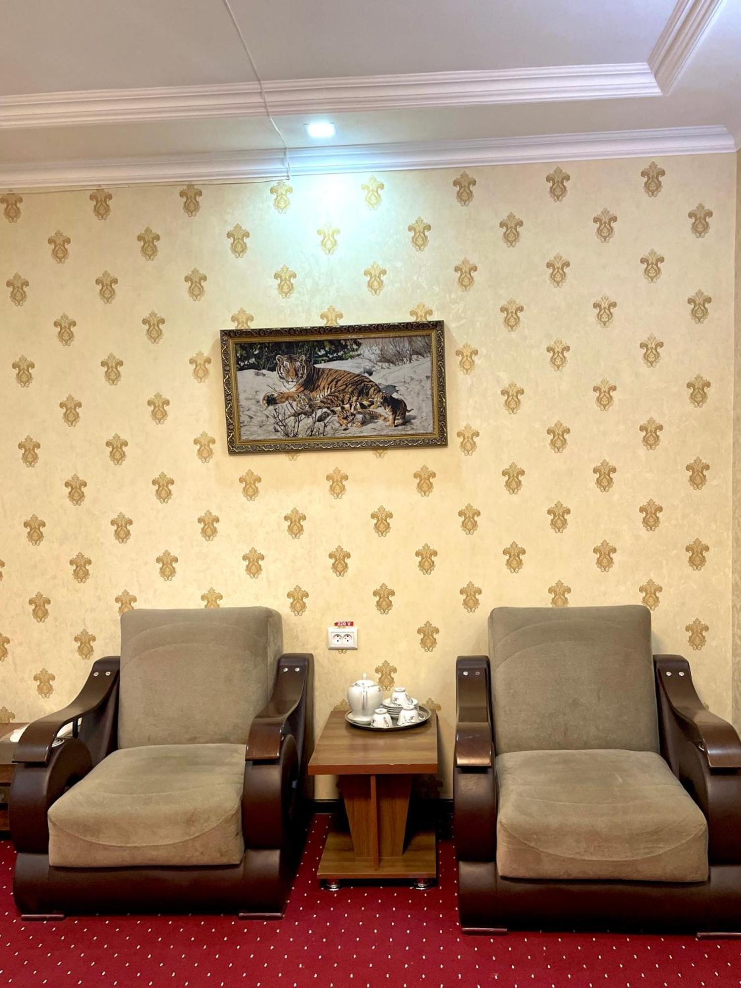 Asson Hotel Termez Eksteriør bilde